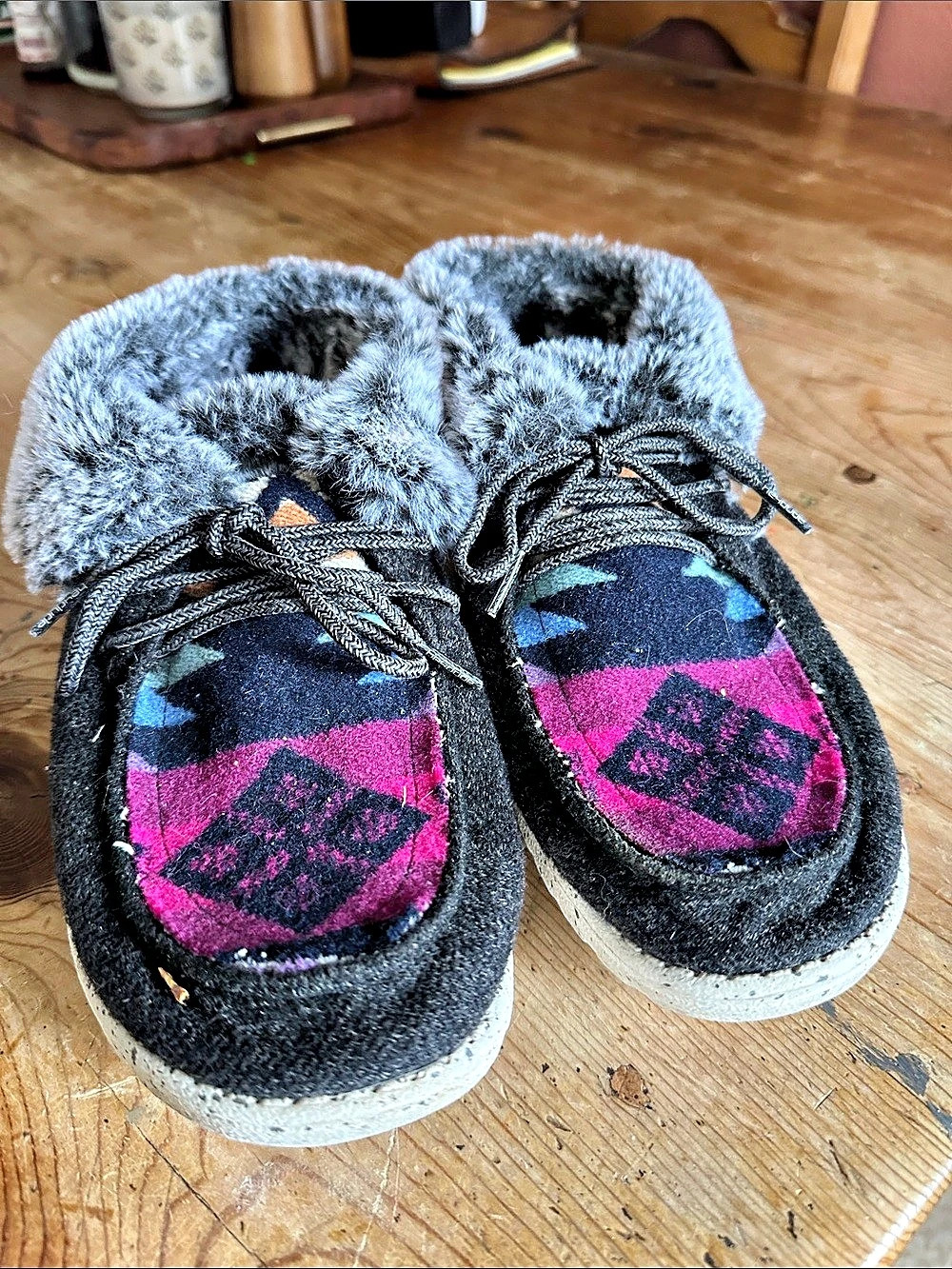 Faux fur heydudes with Pendleton
